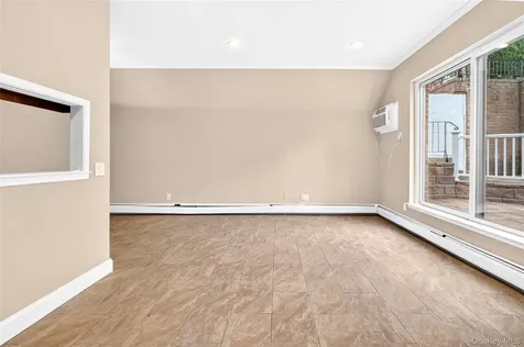 11 Jackson Avenue Scarsdale NY 10583