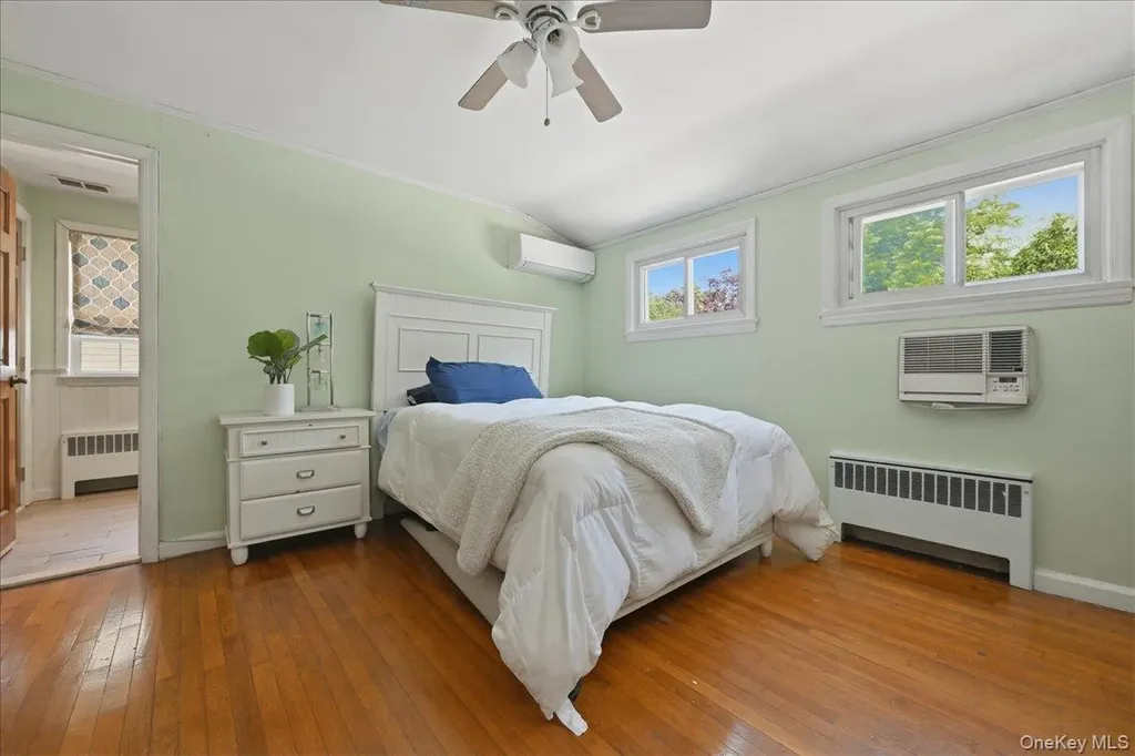 Floral Park NY 11001