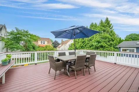 30 Lee Avenue White Plains NY 10606