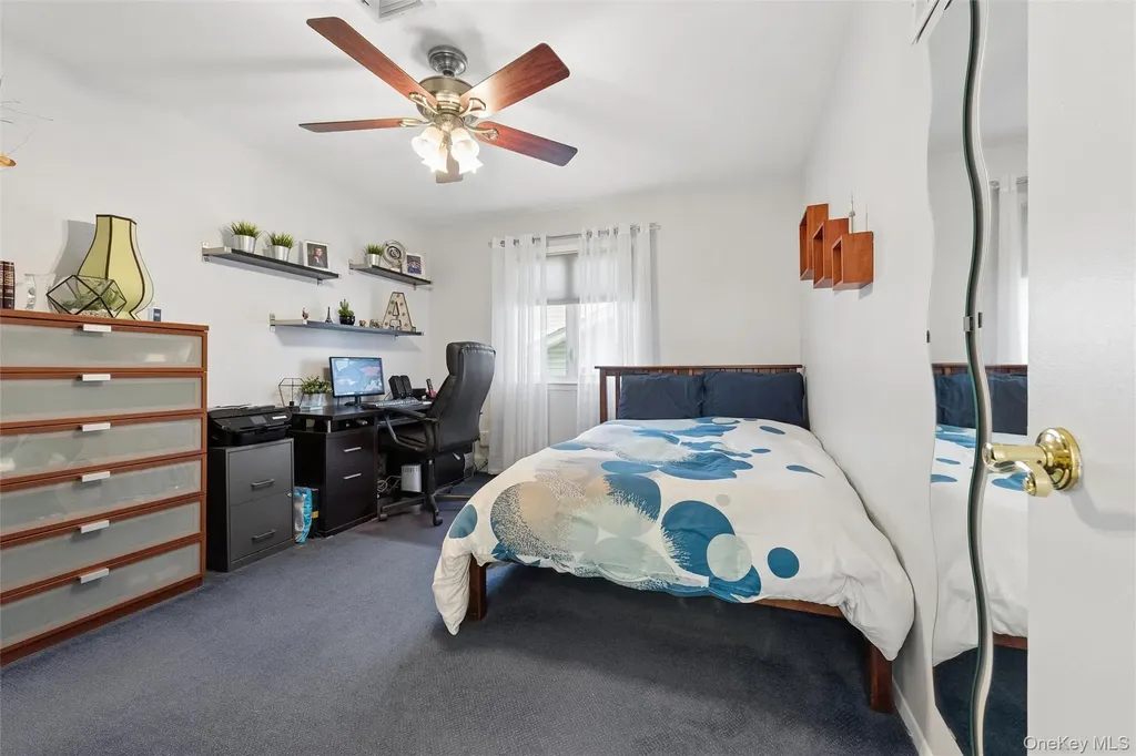 44 Gale Drive North Woodmere NY 11581