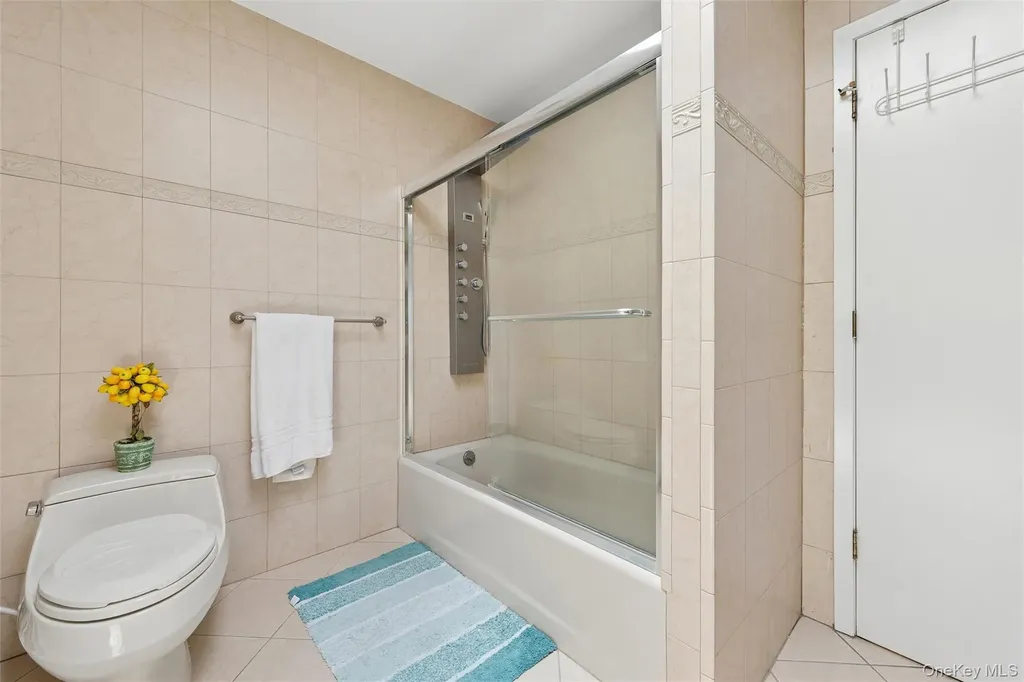 44 Gale Drive North Woodmere NY 11581