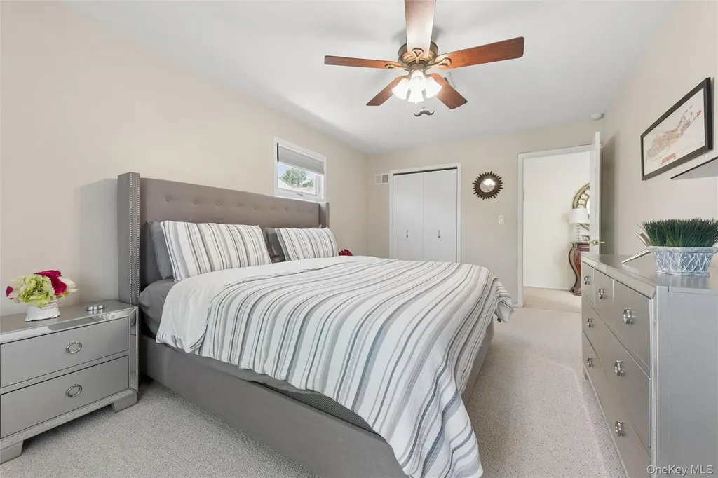 44 Gale Drive North Woodmere NY 11581
