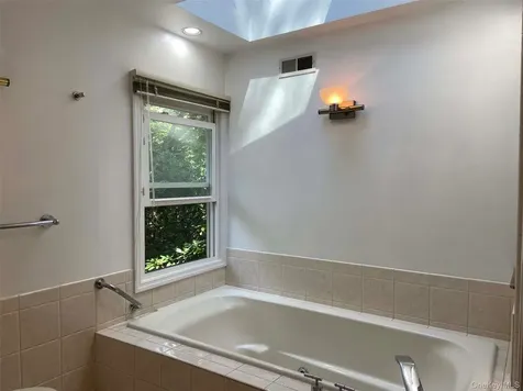 2 Livingston Road Scarsdale NY 10583