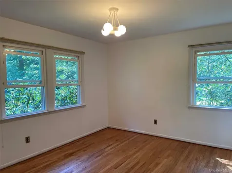 2 Livingston Road Scarsdale NY 10583