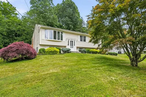 53 Everett Road Carmel NY 10512