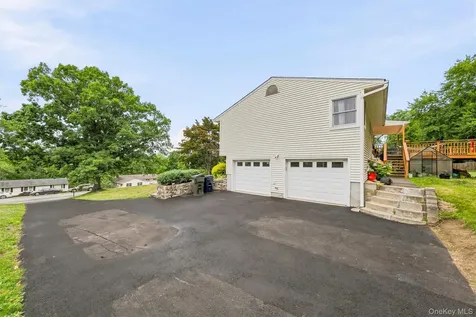 53 Everett Road Carmel NY 10512