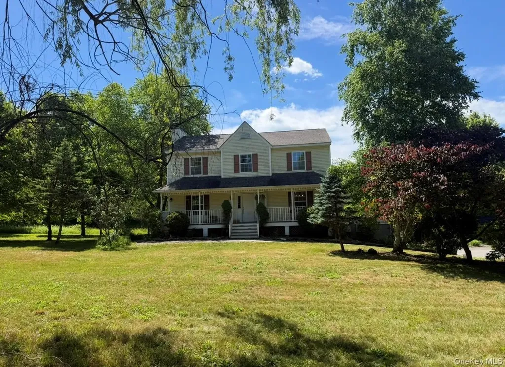 28 Church Farm Road Gardiner NY 12525
