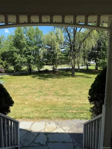 28 Church Farm Road Gardiner NY 12525