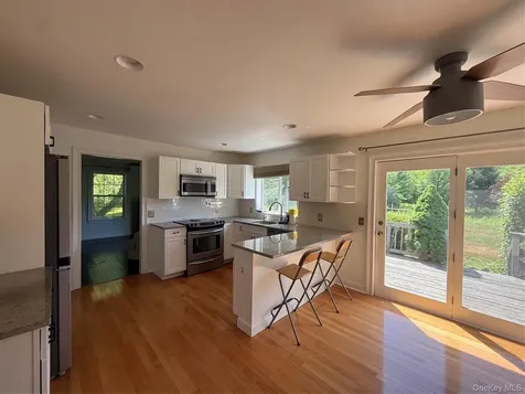 28 Church Farm Road Gardiner NY 12525