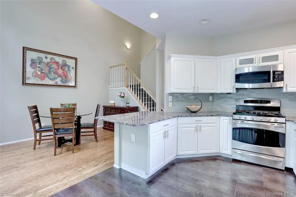 141 Meadow Lane Nanuet NY 10954