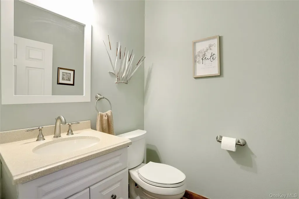 141 Meadow Lane Nanuet NY 10954