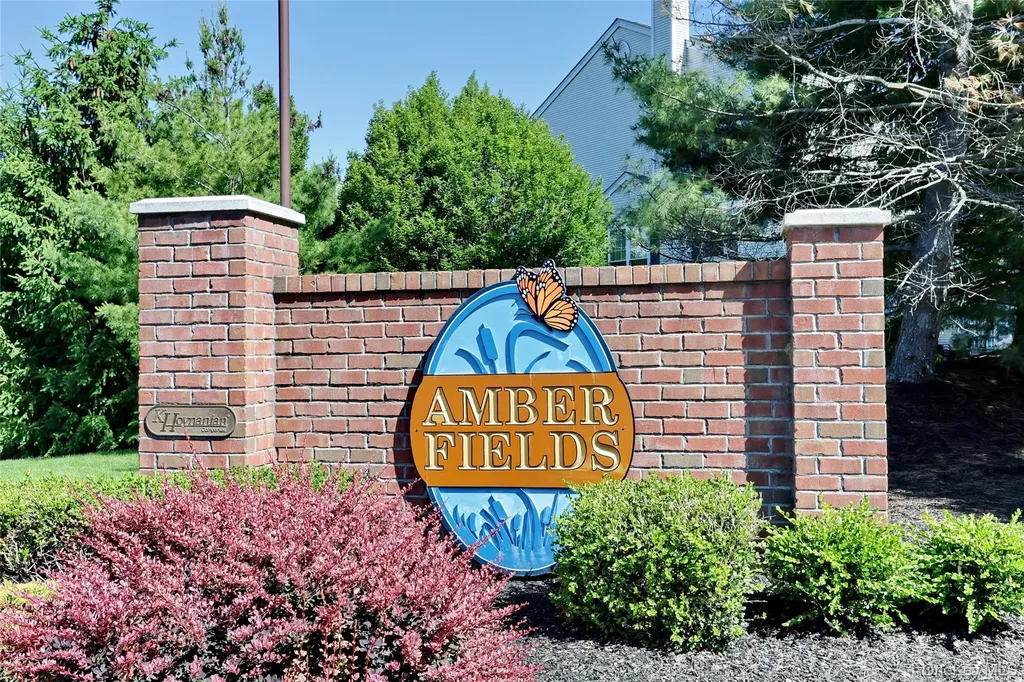 141 Meadow Lane Nanuet NY 10954