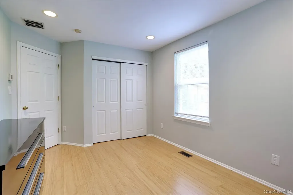 141 Meadow Lane Nanuet NY 10954