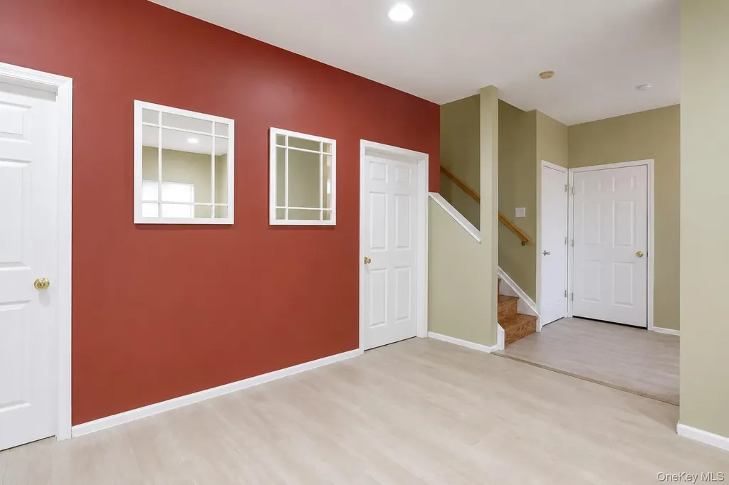 141 Meadow Lane Nanuet NY 10954