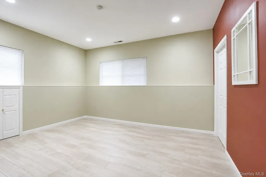 141 Meadow Lane Nanuet NY 10954