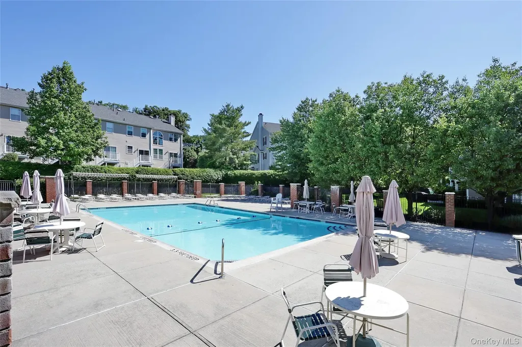 141 Meadow Lane Nanuet NY 10954