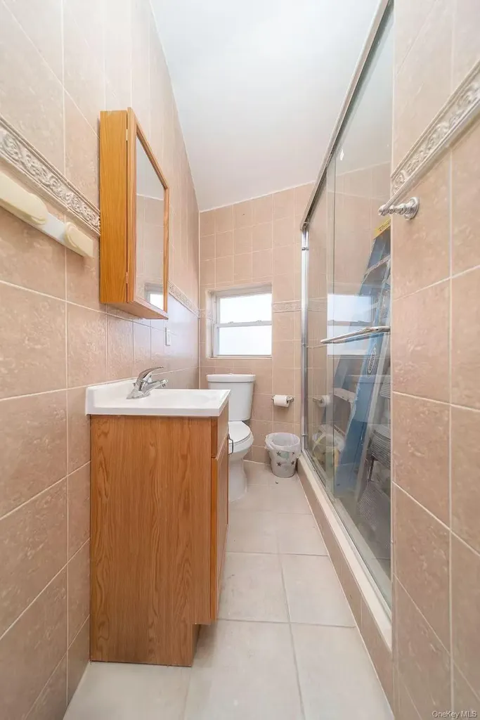 23-58 80th Street East Elmhurst NY 11370