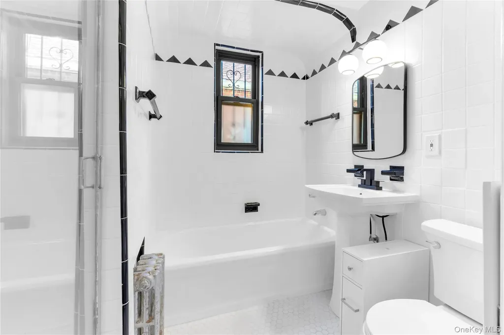 5569 Kings Highway Brooklyn NY 11203