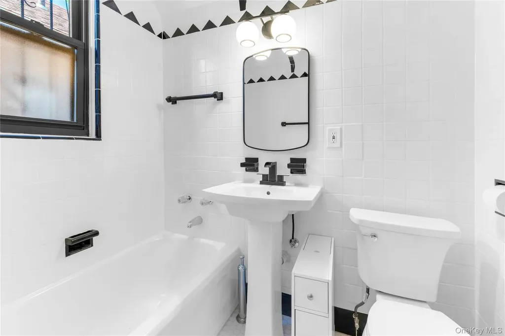 5569 Kings Highway Brooklyn NY 11203