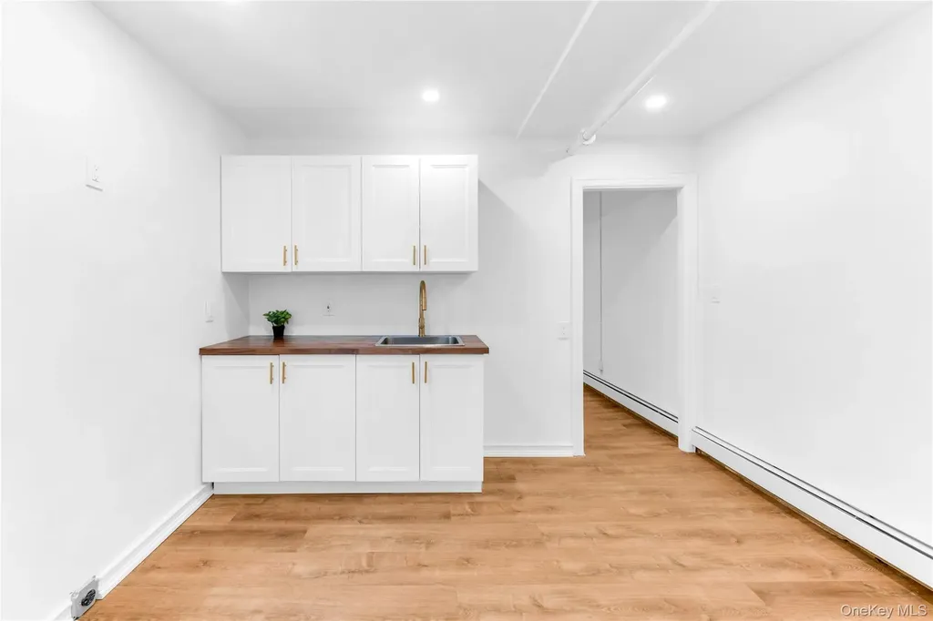 5569 Kings Highway Brooklyn NY 11203