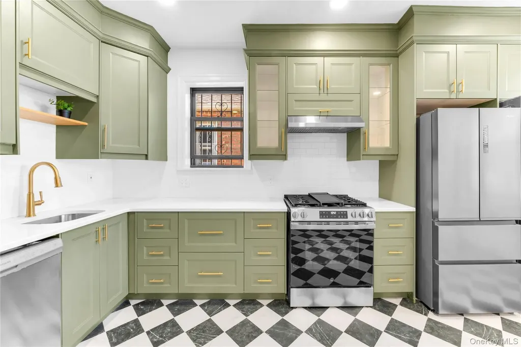 5569 Kings Highway Brooklyn NY 11203