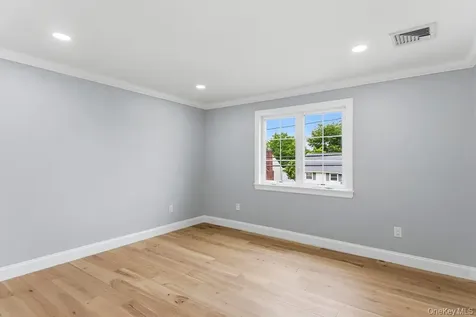 10 California Street Hicksville NY 11801