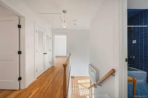 204 Bayview Avenue Massapequa NY 11758