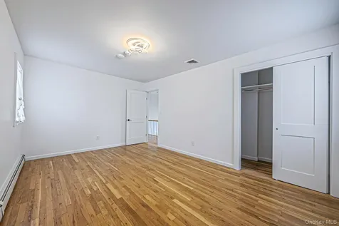 204 Bayview Avenue Massapequa NY 11758