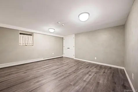 204 Bayview Avenue Massapequa NY 11758