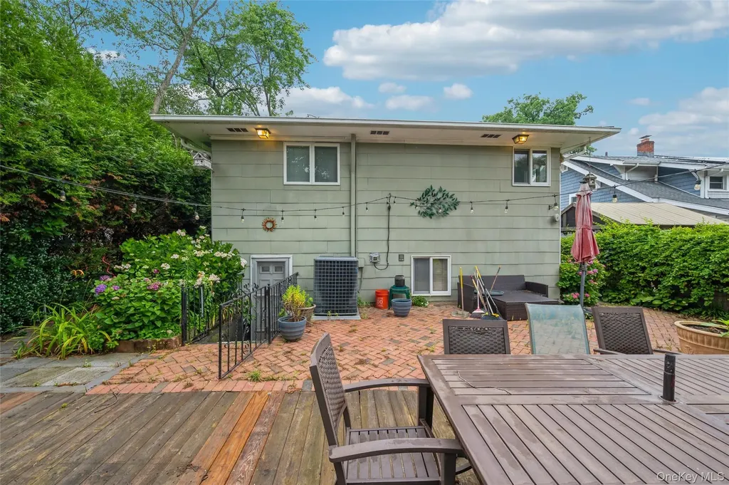 119 Norwood Avenue Malverne NY 11565