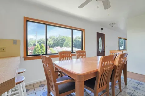 141 Curtis Lane Yonkers NY 10710