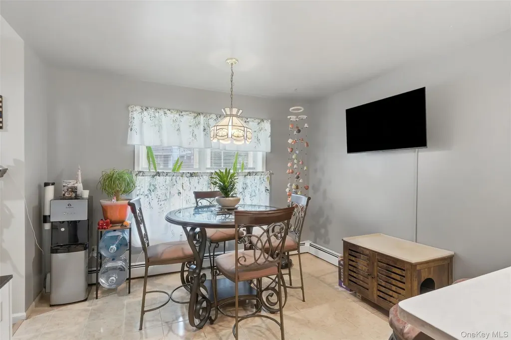 16 Larkin Lane Garnerville NY 10923
