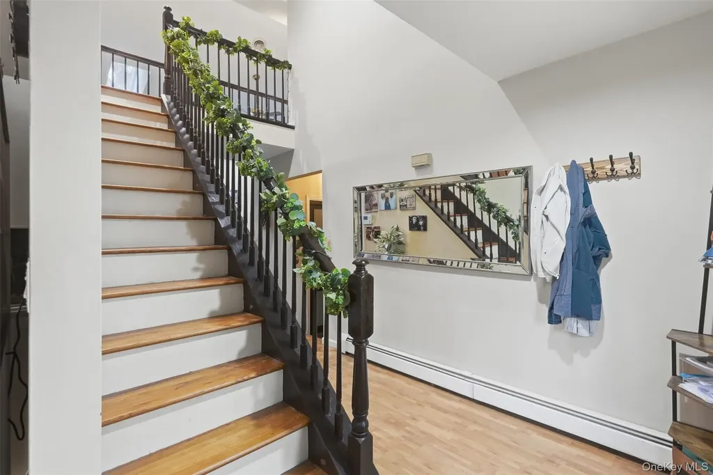 16 Larkin Lane Garnerville NY 10923