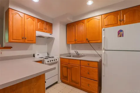 18 Sheryl Lane Mahopac NY 10541