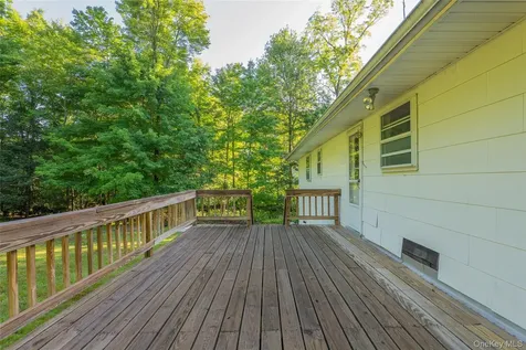 18 Sheryl Lane Mahopac NY 10541