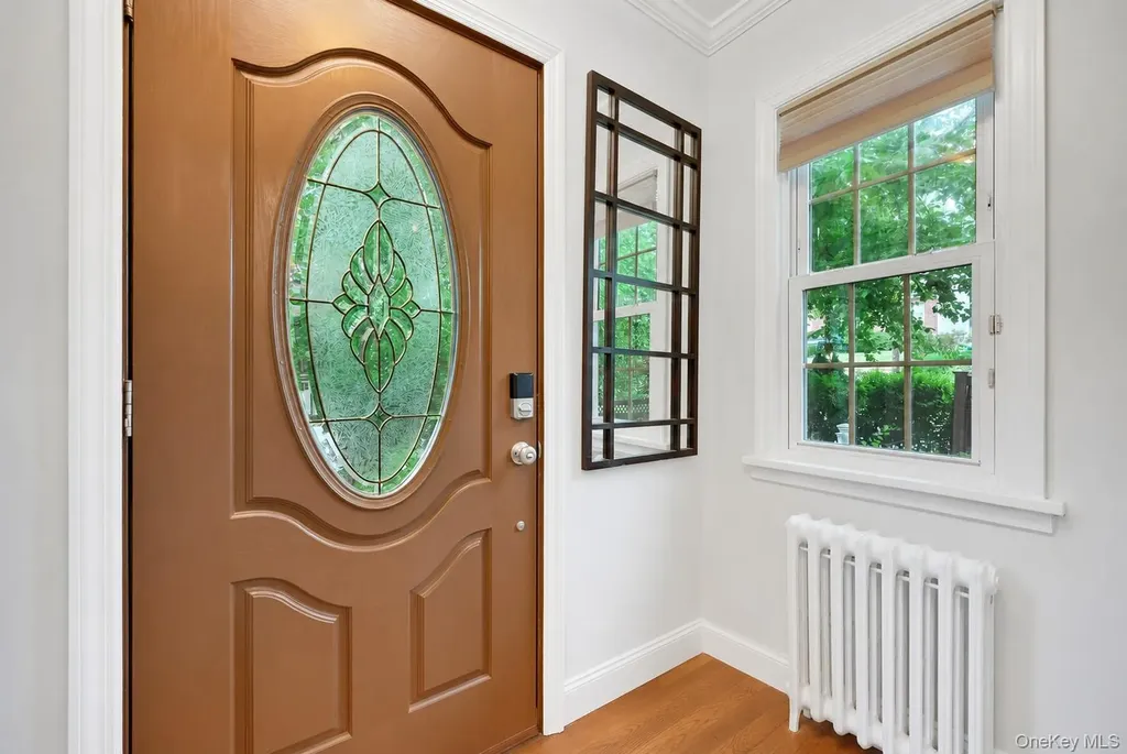 4 Interlaken Avenue New Rochelle NY 10801
