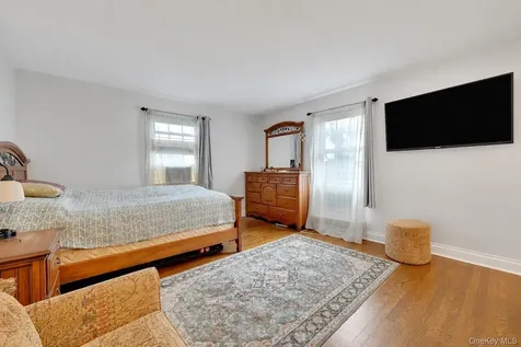 4 Interlaken Avenue New Rochelle NY 10801