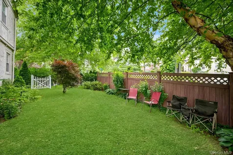 4 Interlaken Avenue New Rochelle NY 10801