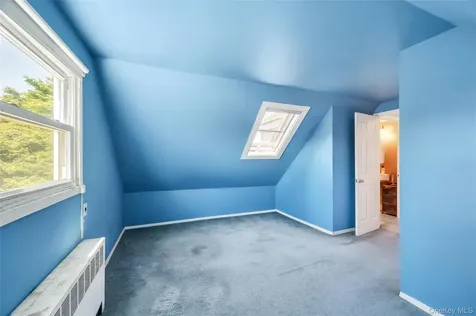 34 Oak Street Hicksville NY 11801