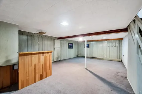 34 Oak Street Hicksville NY 11801
