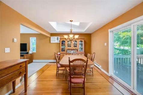 34 Oak Street Hicksville NY 11801