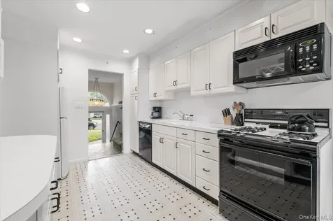 279 N Kentucky Avenue Massapequa NY 11758
