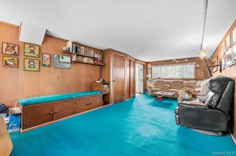 279 N Kentucky Avenue Massapequa NY 11758