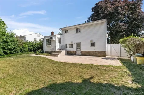 279 N Kentucky Avenue Massapequa NY 11758