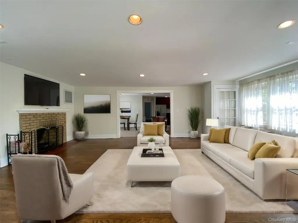 27 Grand Boulevard Scarsdale NY 10583