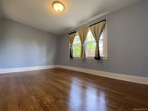 27 Grand Boulevard Scarsdale NY 10583