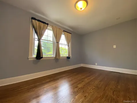 27 Grand Boulevard Scarsdale NY 10583