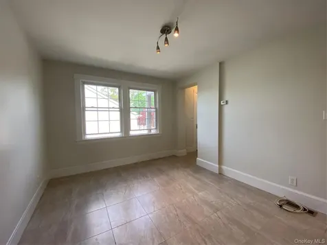 27 Grand Boulevard Scarsdale NY 10583