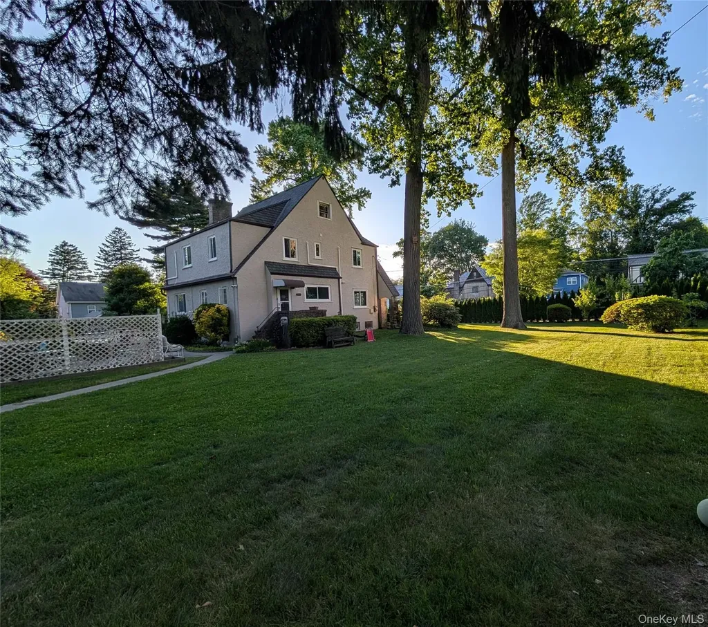 294 Lincoln Avenue New Rochelle NY 10801