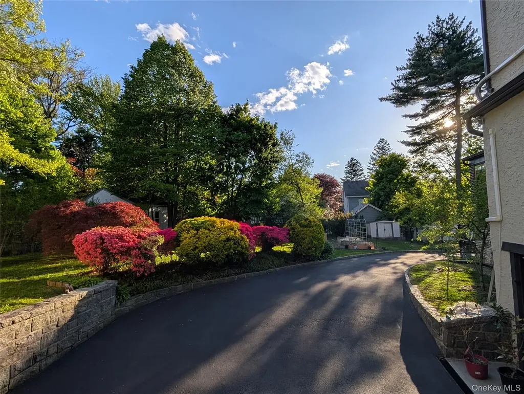 294 Lincoln Avenue New Rochelle NY 10801
